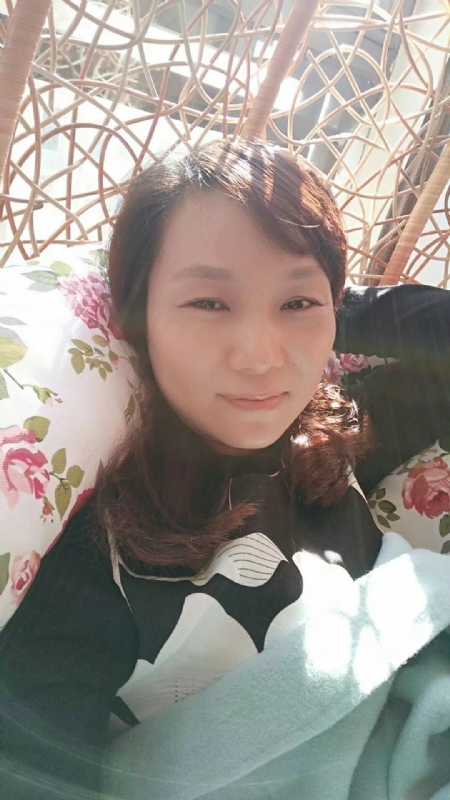 悦己的第一张照片--台湾中老年相亲网