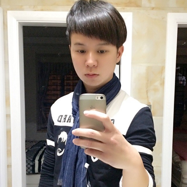 暗里着迷的第一张照片--台湾中老年相亲网