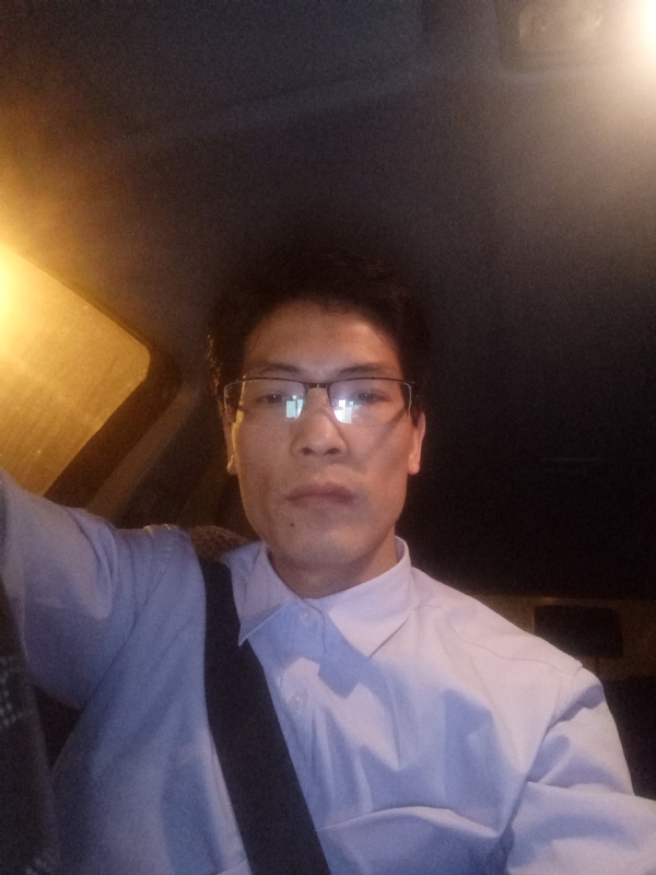 爱也要以诚相待的第三张照片--台湾中老年相亲网