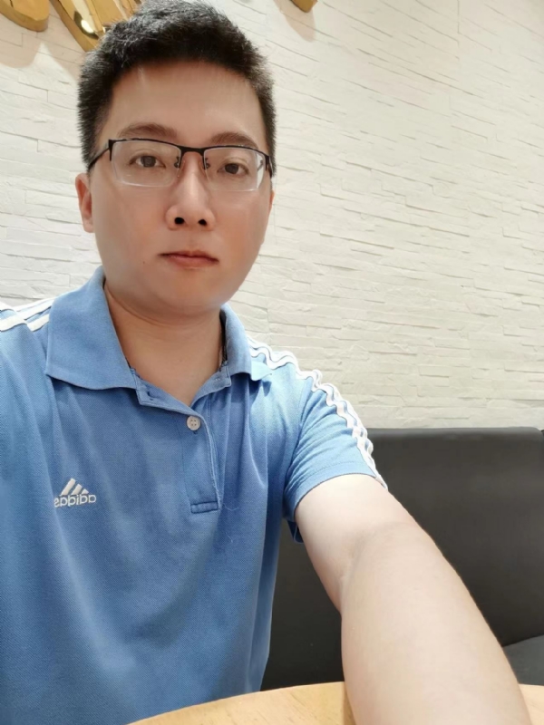 月亮河的第一张照片--台湾中老年相亲网