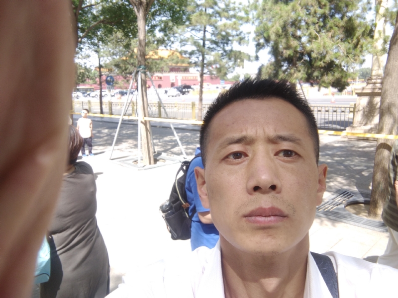 刘红兵的第一张照片--台湾中老年相亲网