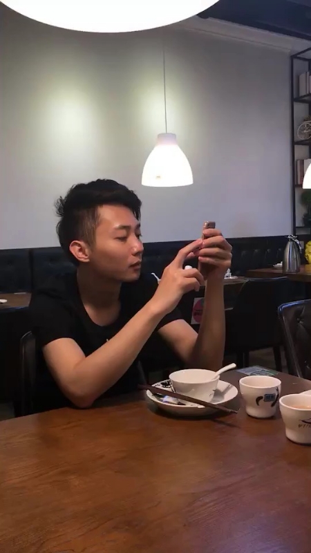 痊愈的第一张照片--台湾中老年相亲网