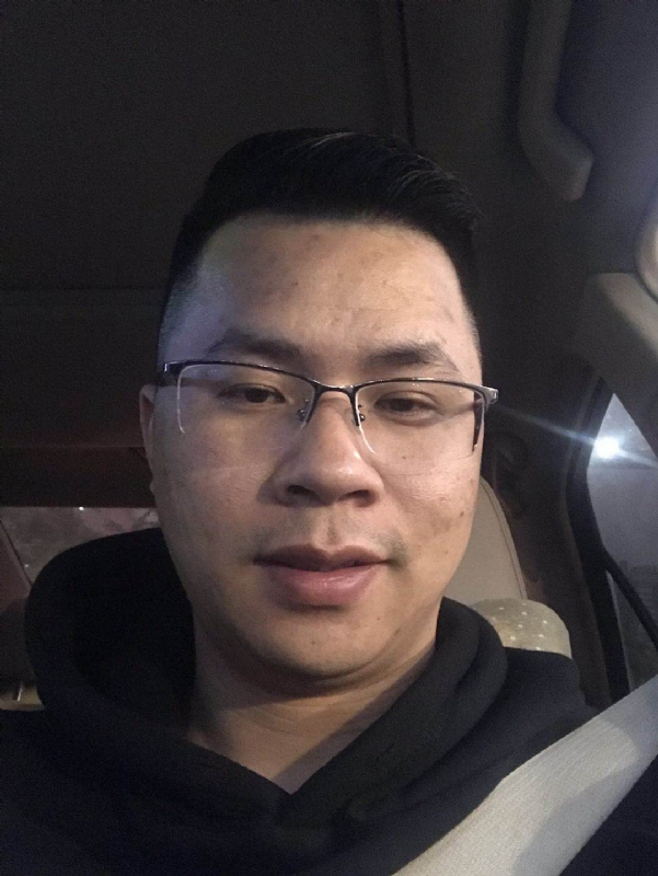 心飞扬的第一张照片--台湾中老年相亲网