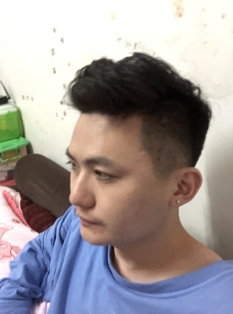 生的第一张照片--台湾中老年相亲网