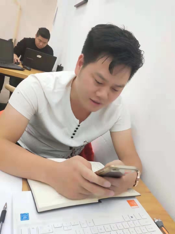 麒麟的第一张照片--台湾中老年相亲网