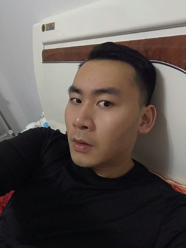 领悟的第一张照片--台湾中老年相亲网