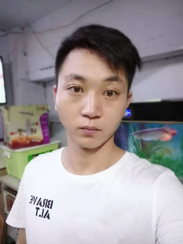 七秒记忆的第一张照片--台湾中老年相亲网