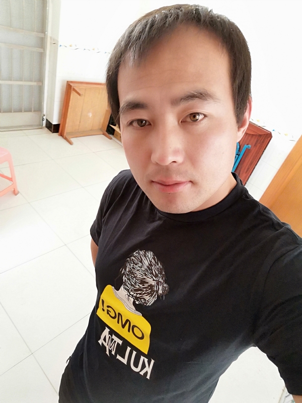 东海龙王的第一张照片--台湾中老年相亲网