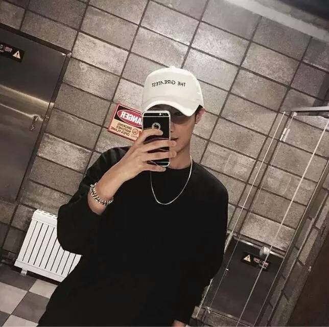 石材美容小王子的第一张照片--台湾中老年相亲网