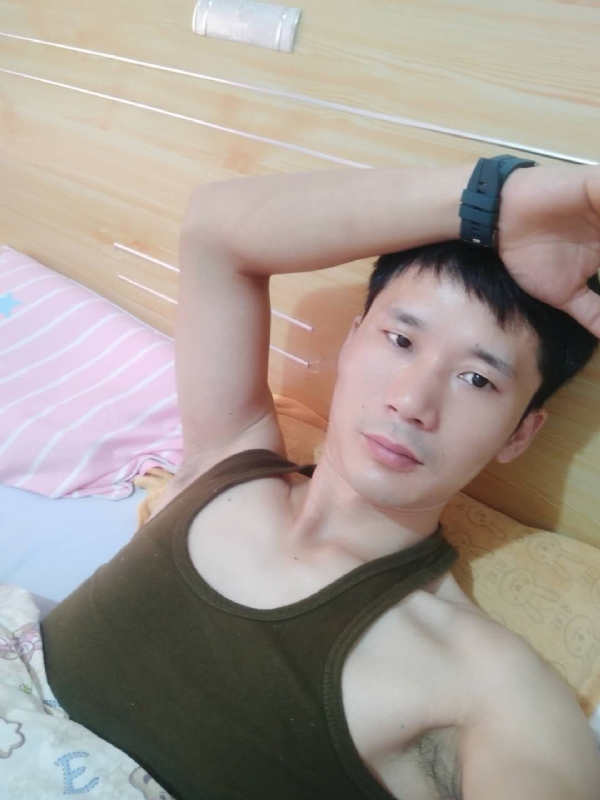 平凡之路的第一张照片--台湾中老年相亲网