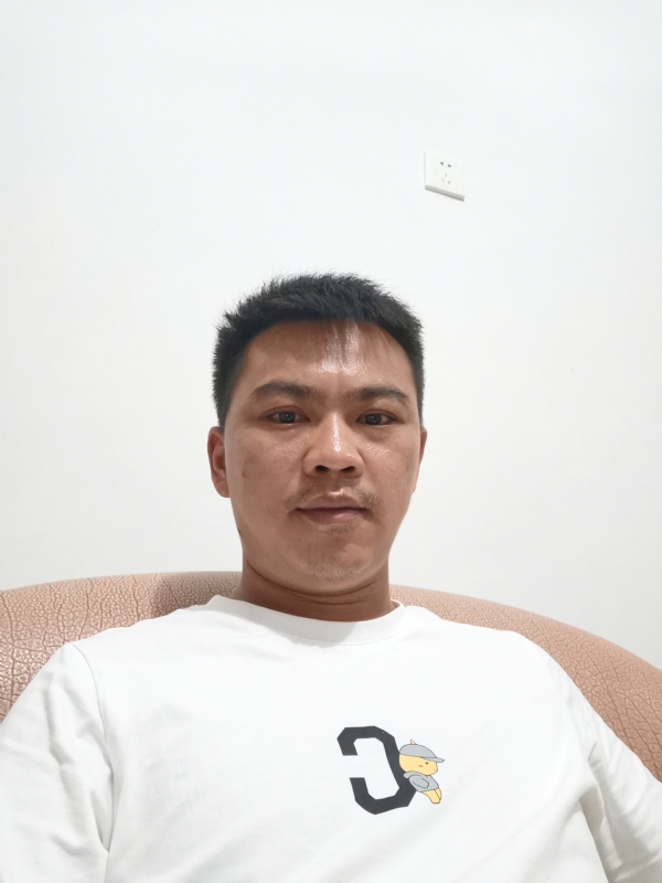 冰封的第一张照片--台湾中老年相亲网