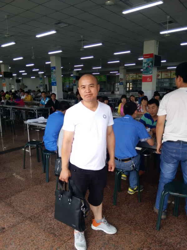 人在旅途的第五张照片--台湾中老年相亲网
