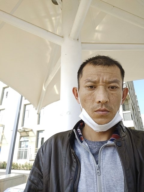 孤狼的第一张照片--台湾中老年相亲网