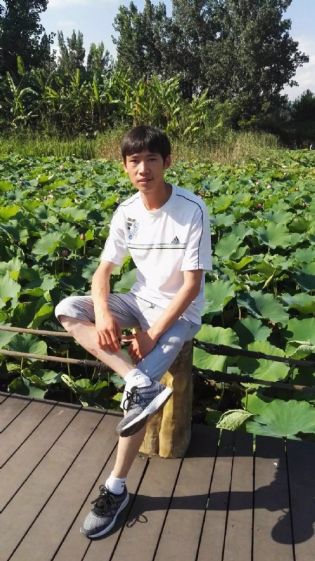 洛佐山娃的第一张照片--台湾中老年相亲网
