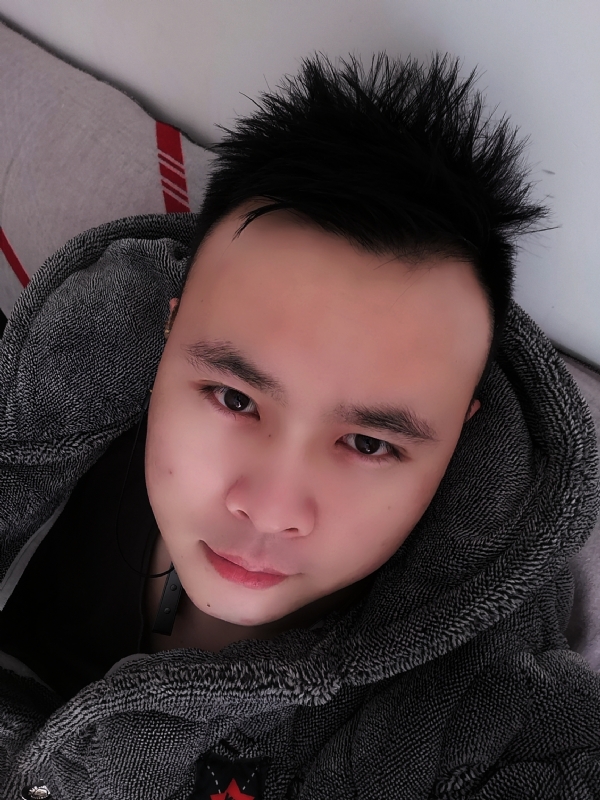 明明的第一张照片--台湾中老年相亲网