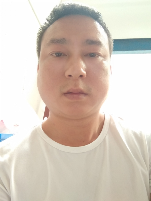 大叔的第一张照片--台湾中老年相亲网