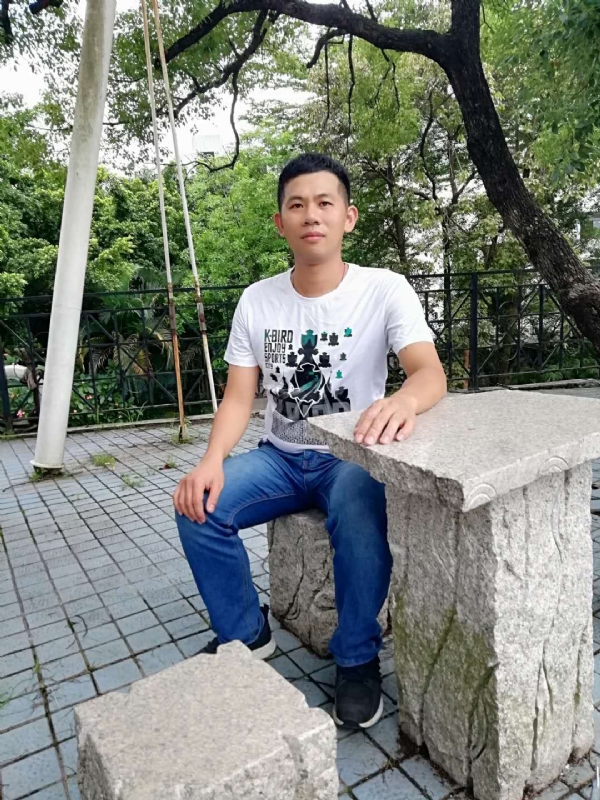 冷夜的第一张照片--台湾中老年相亲网