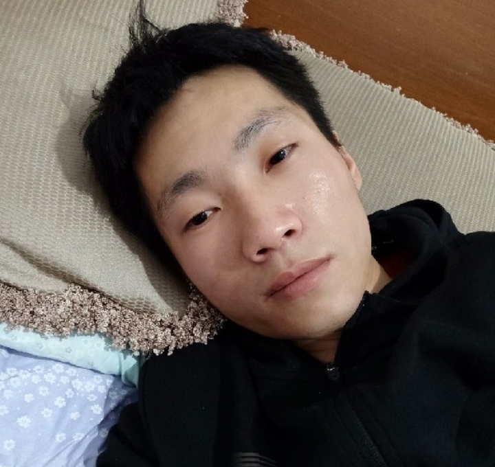 老鼠爱上猫的第一张照片--台湾中老年相亲网