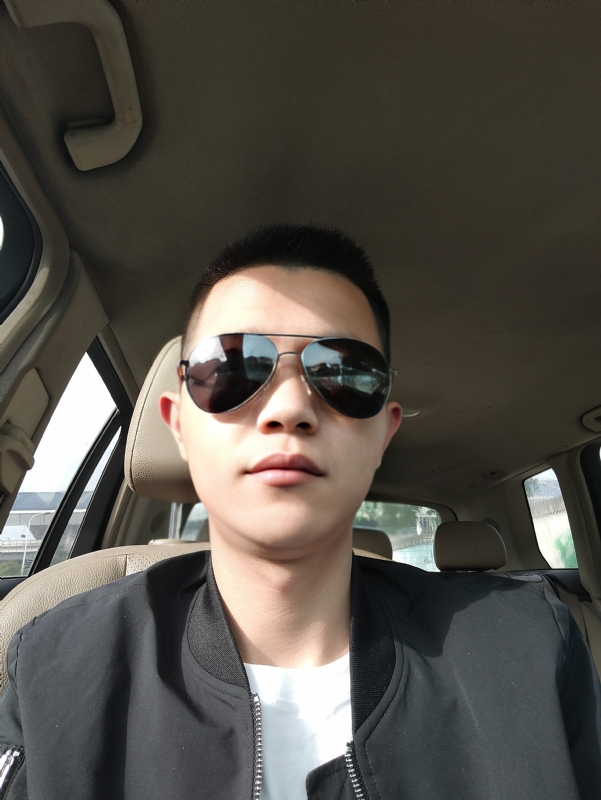 葛先生的第一张照片--台湾中老年相亲网