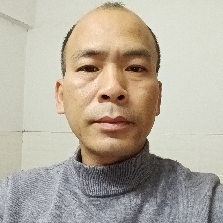蔚蓝的天空的第一张照片--台湾中老年相亲网