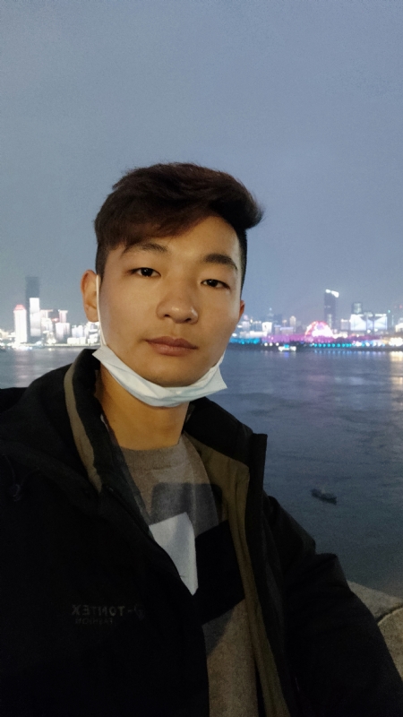 遇见的第一张照片--台湾中老年相亲网