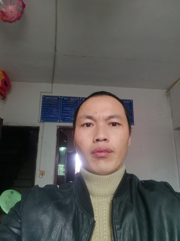 陈前的第一张照片--台湾中老年相亲网