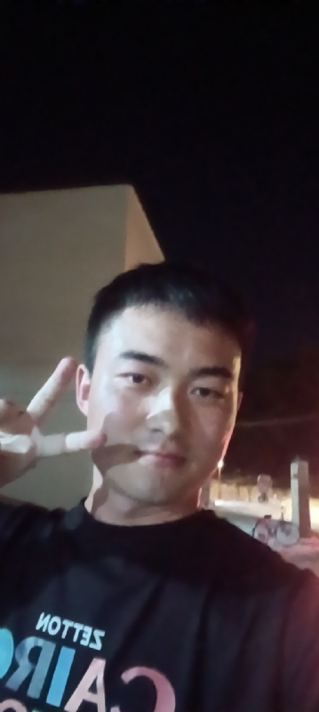 逆光的第一张照片--台湾中老年相亲网