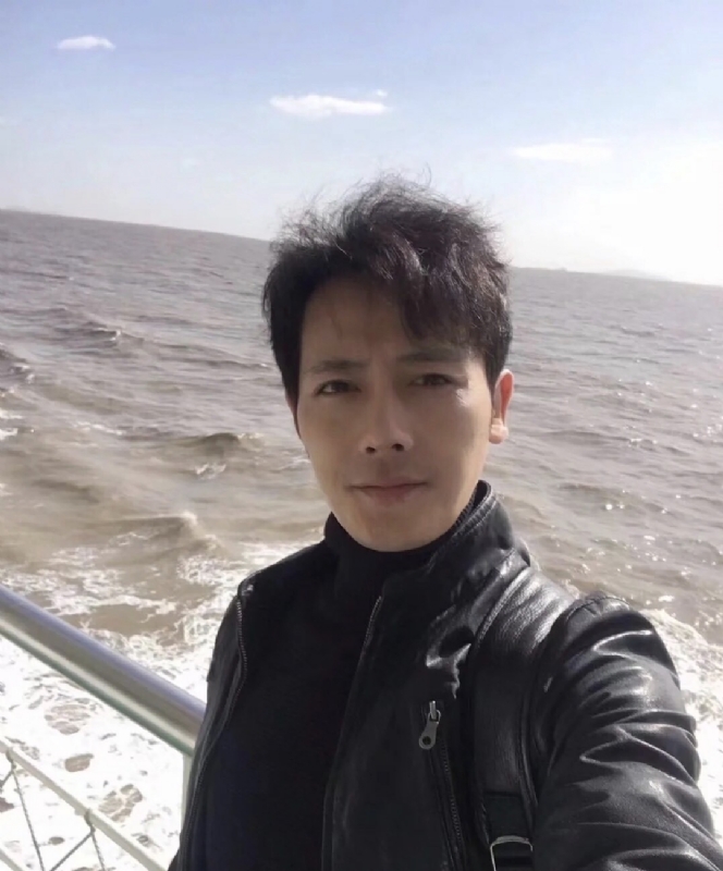 疯狂的小鱼的第一张照片--台湾中老年相亲网