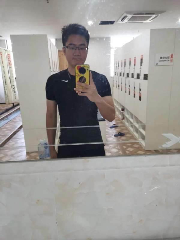 习惯发呆的第一张照片--台湾中老年相亲网