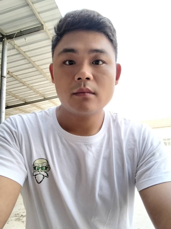 高大威武的第一张照片--台湾中老年相亲网