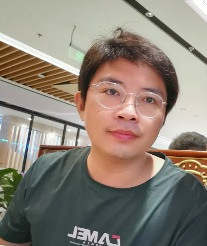 陆迅的第三张照片--台湾中老年相亲网
