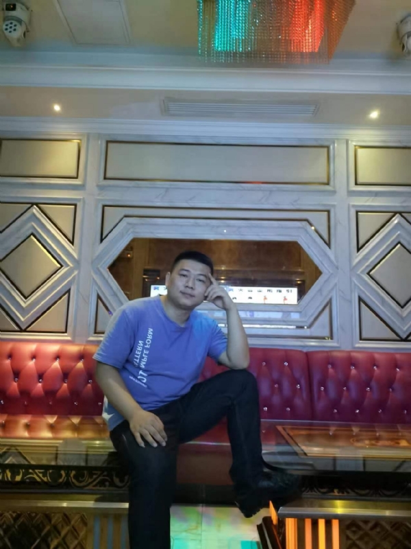 黄生的第四张照片--台湾中老年相亲网