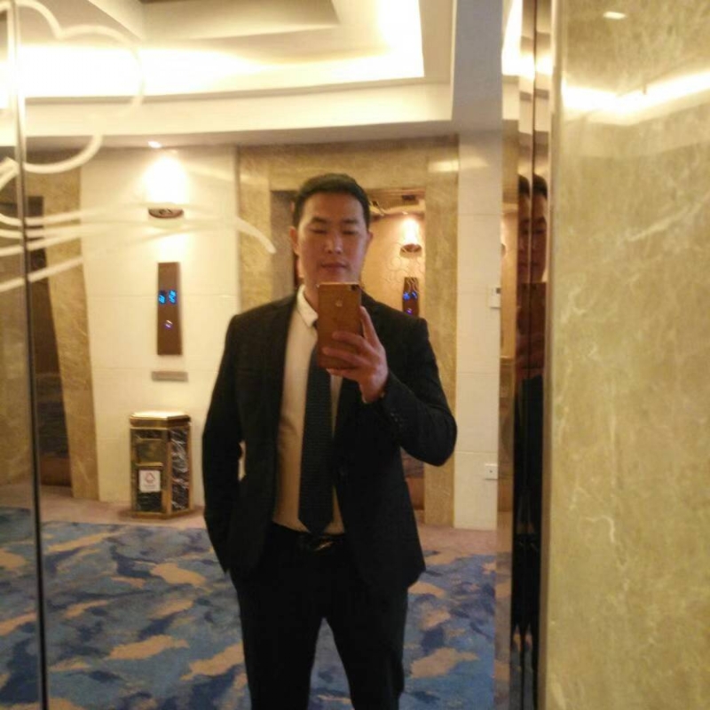 温暖的阳光的第一张照片--台湾中老年相亲网