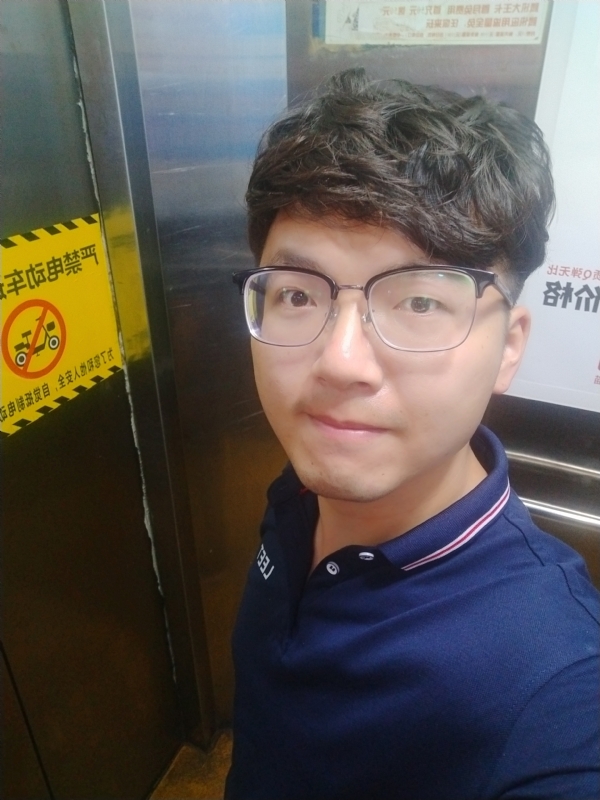 H先生的第二张照片--台湾中老年相亲网